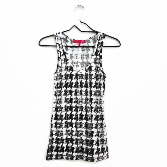 Almost Famous Women's White/Black Hounds Tooth Sequined Tank Top Medium - Picture 1 of 7